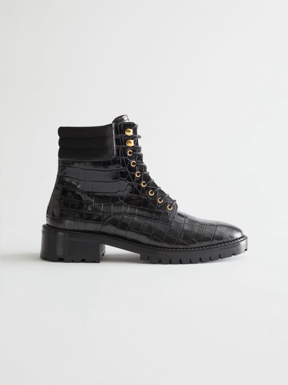 Brand New!!! & OTHER STORIES
Croc Embossed Chunky Leather
Boots Size 5.5